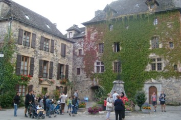 place du château Mairie